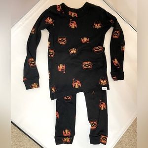 Gap kids Star Wars Halloween Jammies sz 4